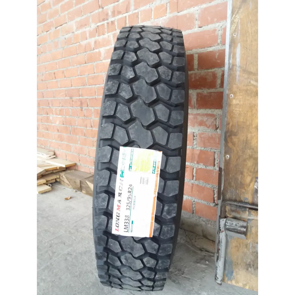 Грузовая шина 325/95 R24 Long March LM-338 22PR в Среднеуральске