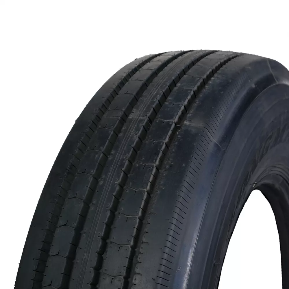 Грузовая шина 295/80 R22,5 Long March LM-216 18PR в Среднеуральске