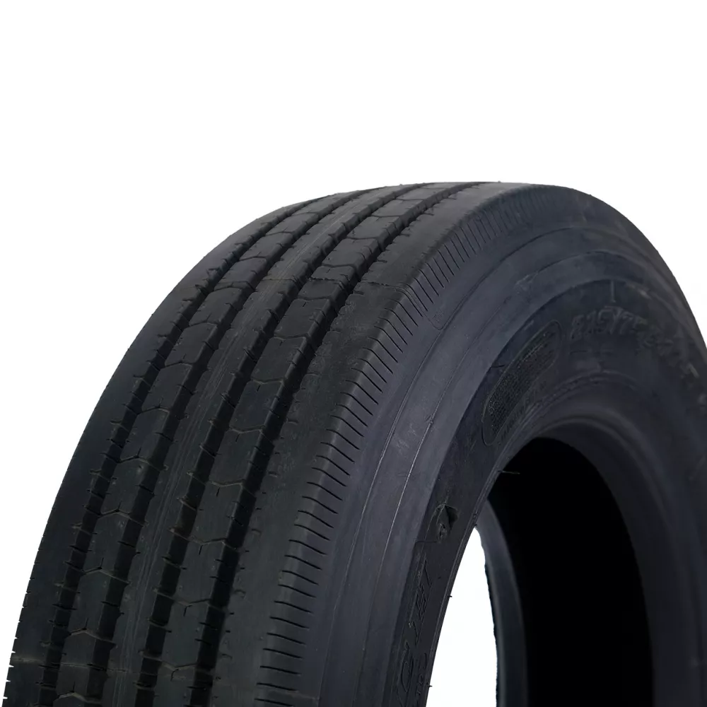 Грузовая шина 215/75 R17,5 Long March LM-216 16PR в Среднеуральске