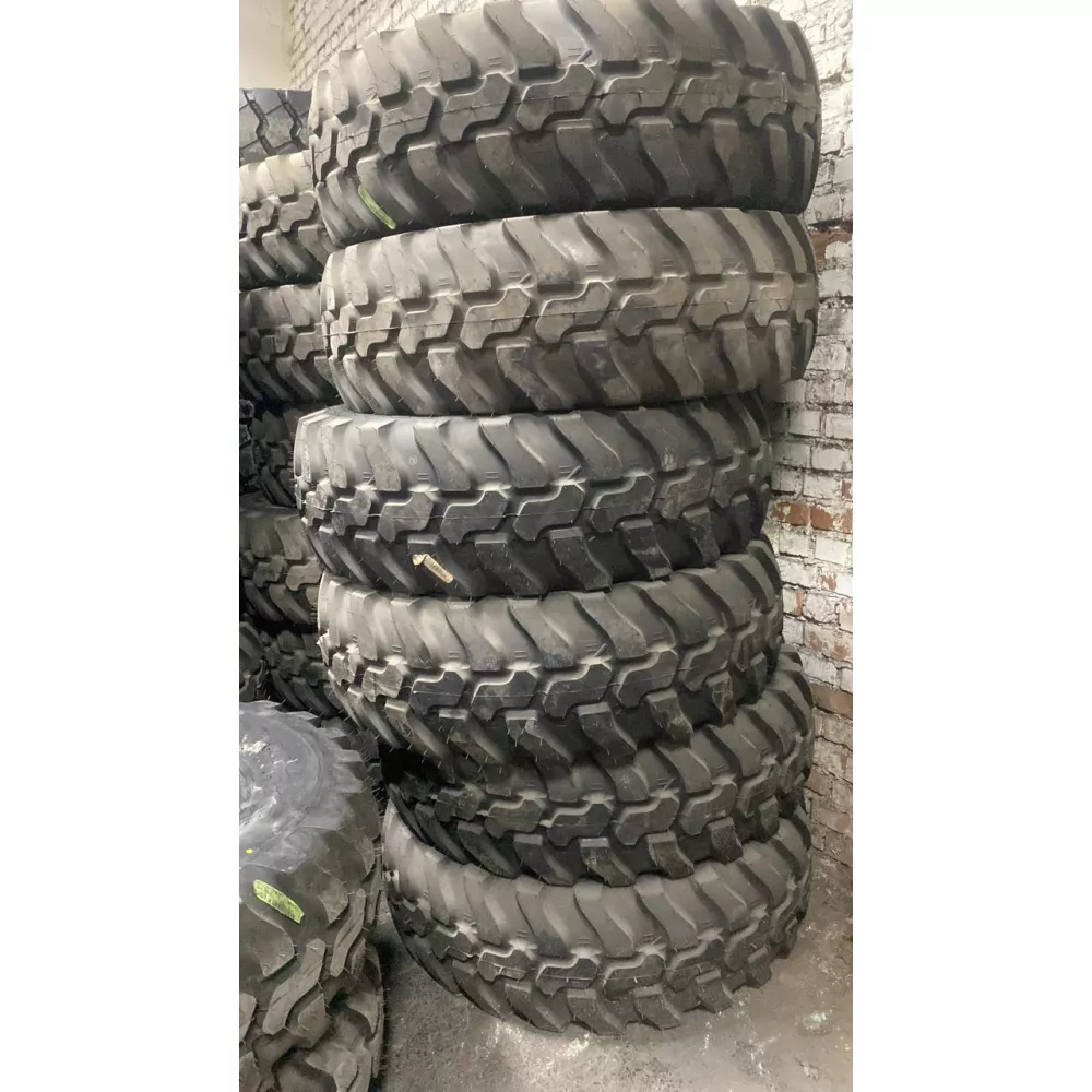 Спецшина 405/70/24 Dunlop sp t9  в Среднеуральске